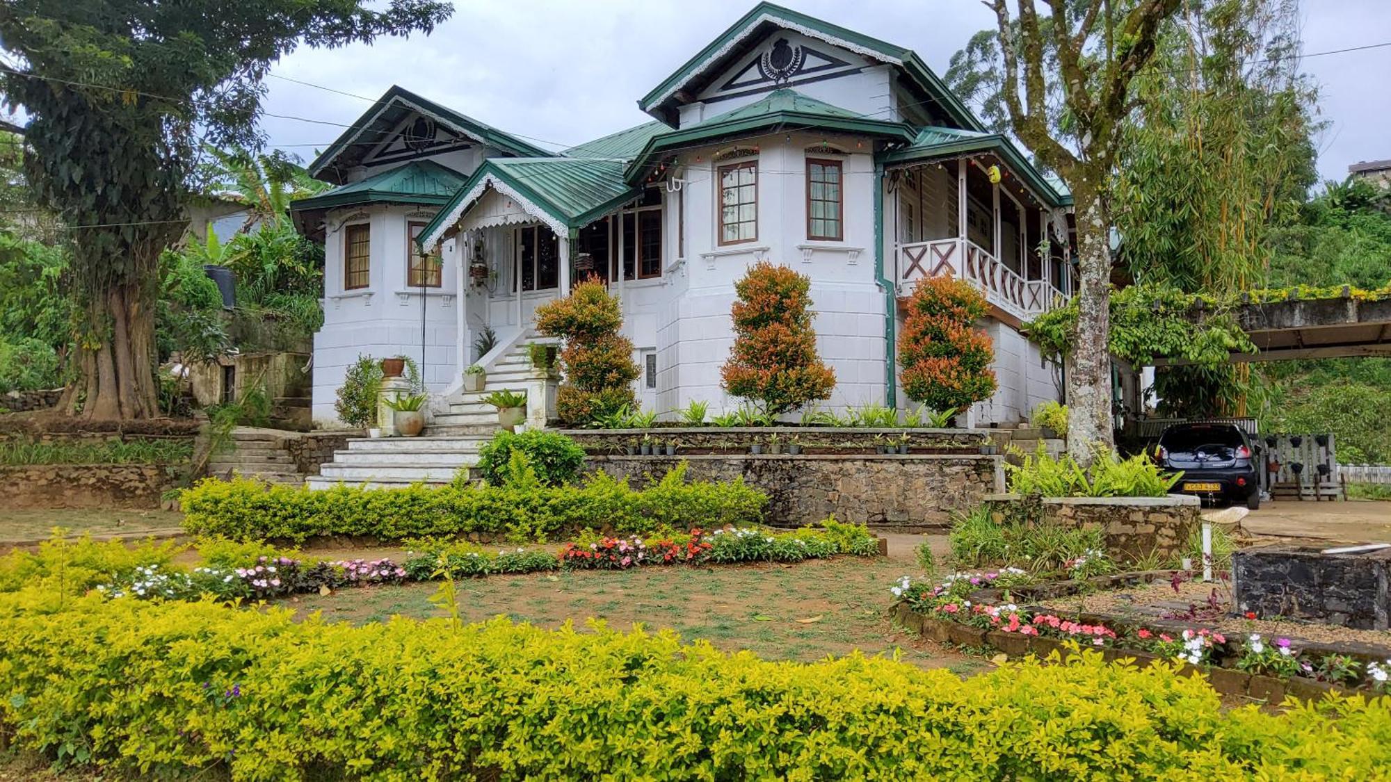 Walauwa On The Hill Hotel Hatton Exterior foto